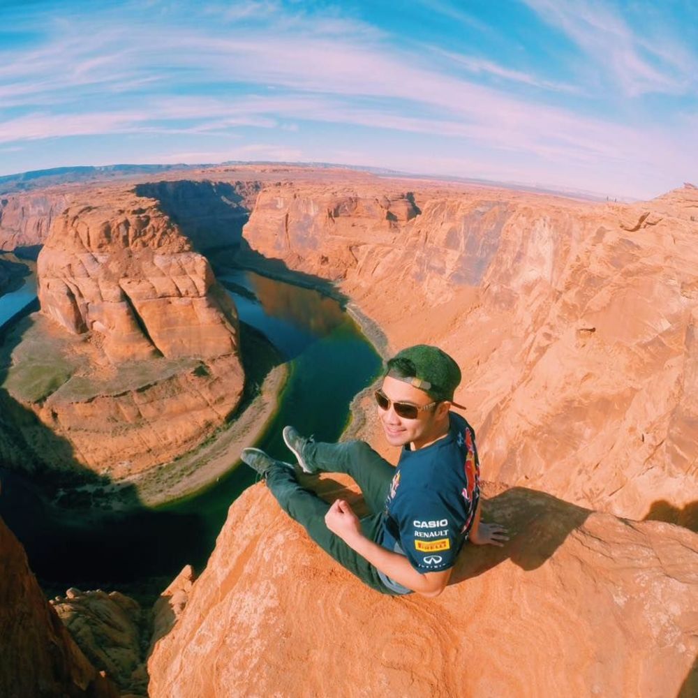 Meet your Posher, Hakim